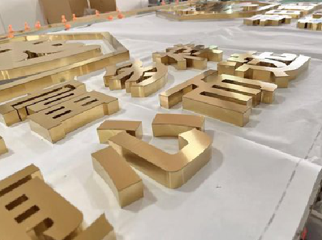 宁德拉丝不锈钢字的特点。